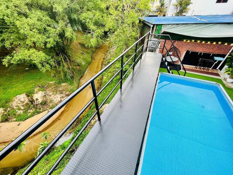 Luxury Private Pool Villa + Riverview Bbq Patio! Georgetown Luaran gambar